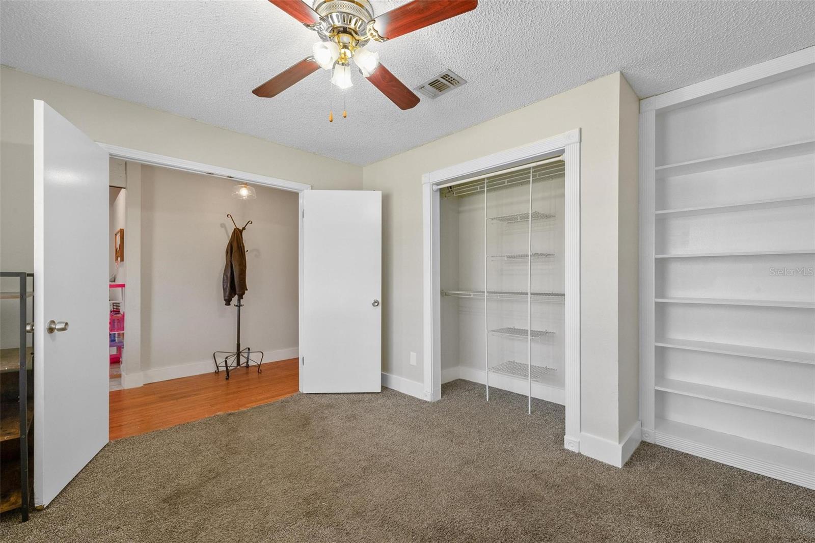 BRIARCLIFF - Residential