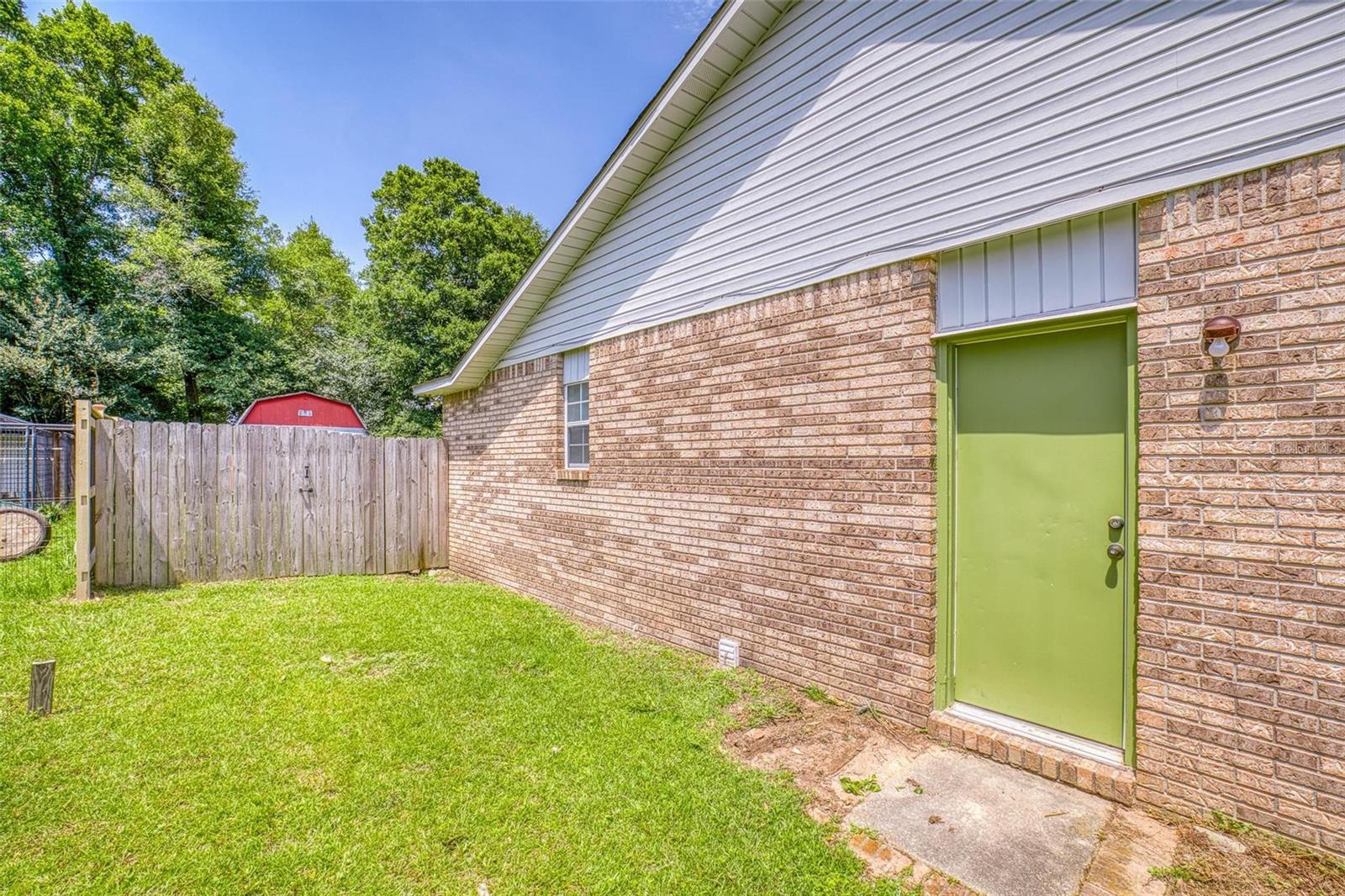 BRIARCLIFF - Residential