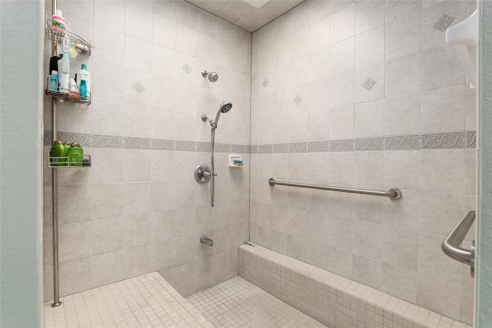 RIVERHAVEN - Residential