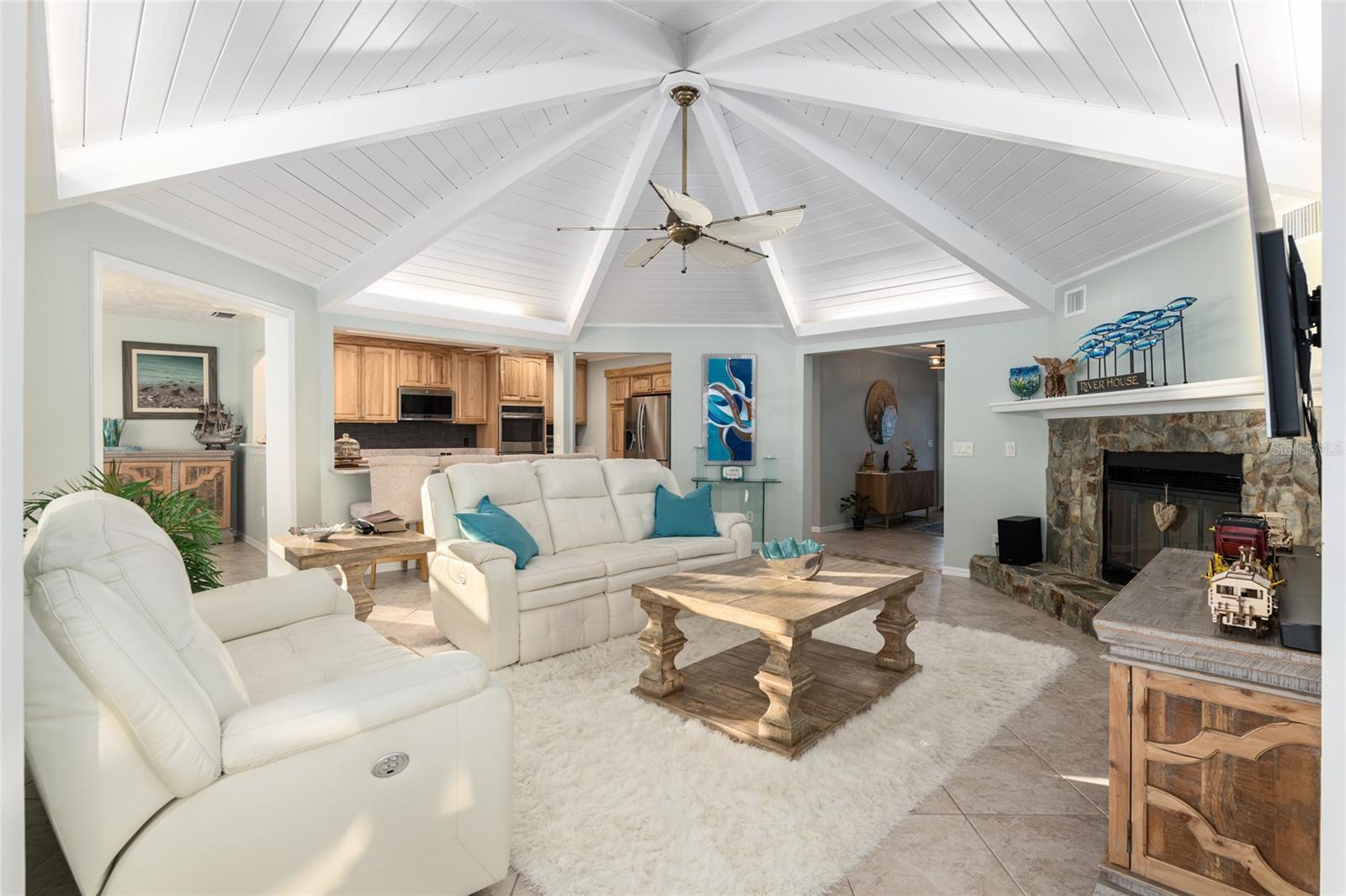 RIVERHAVEN - Residential