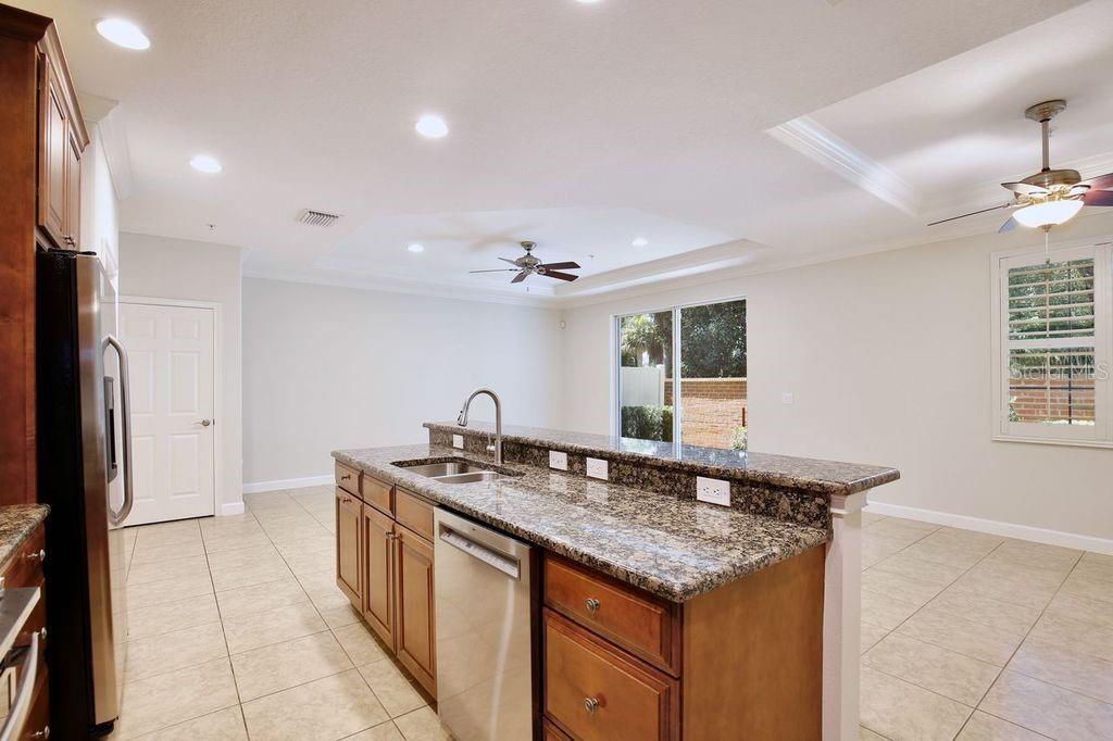 1724 PIEDMONT PLACE