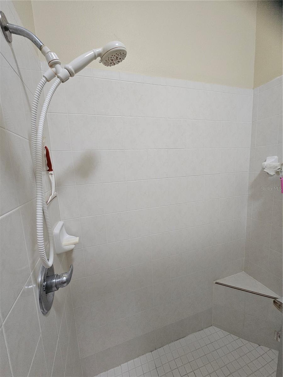 GRANTHAM CONDO - Residential Lease