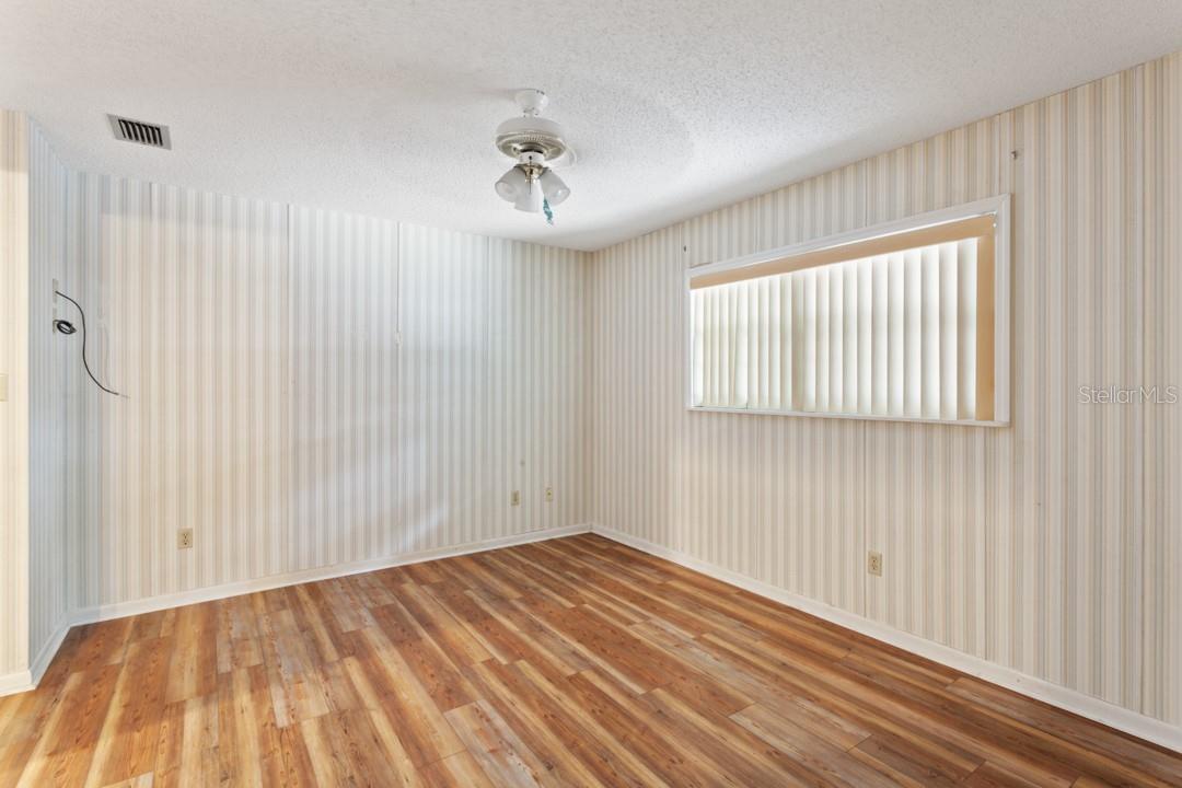 GENEVA OAKS - Residential