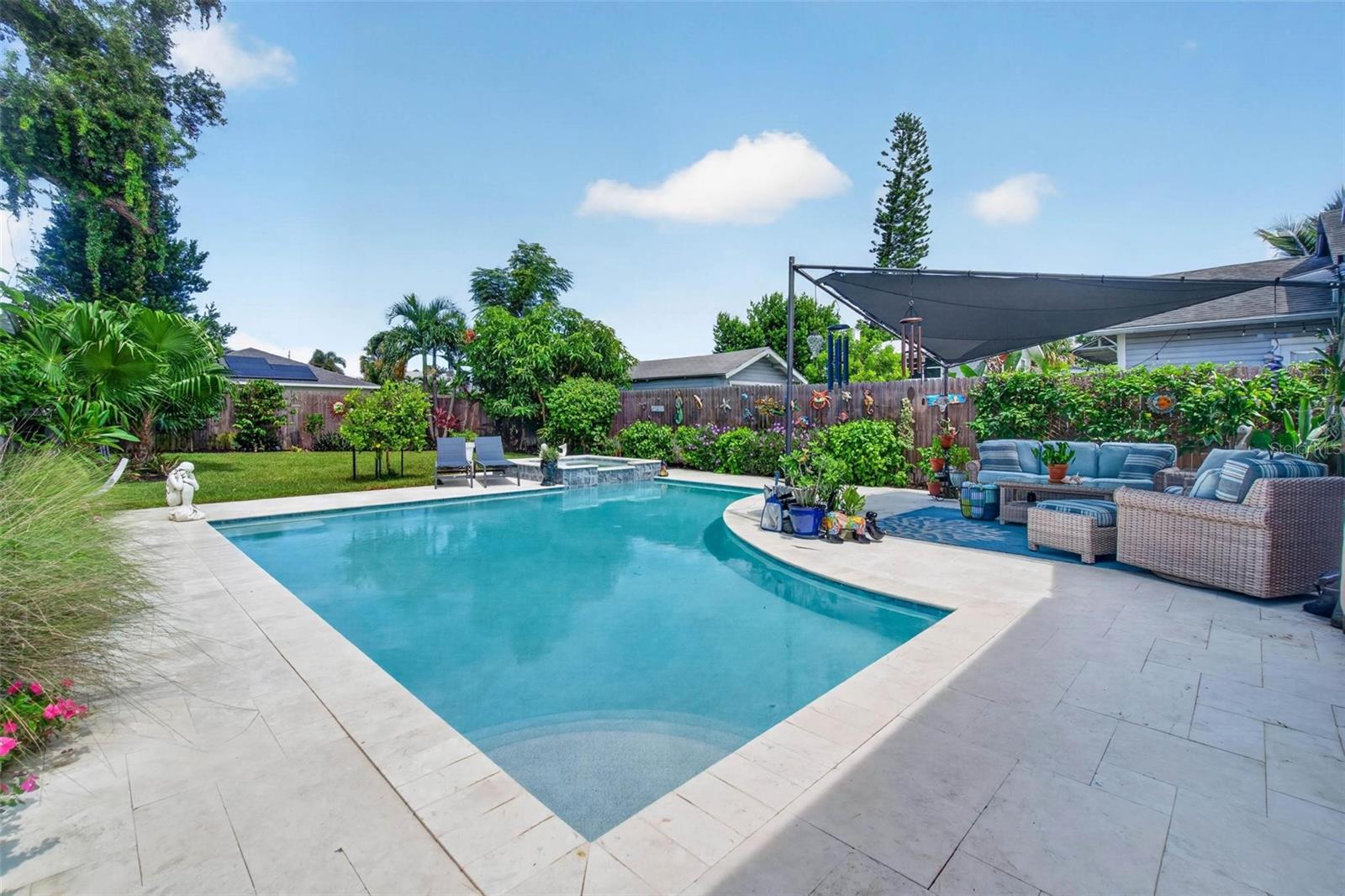 2318 7TH AVENUE W, BRADENTON, FL, 34205 1 2318 7TH AVENUE W
