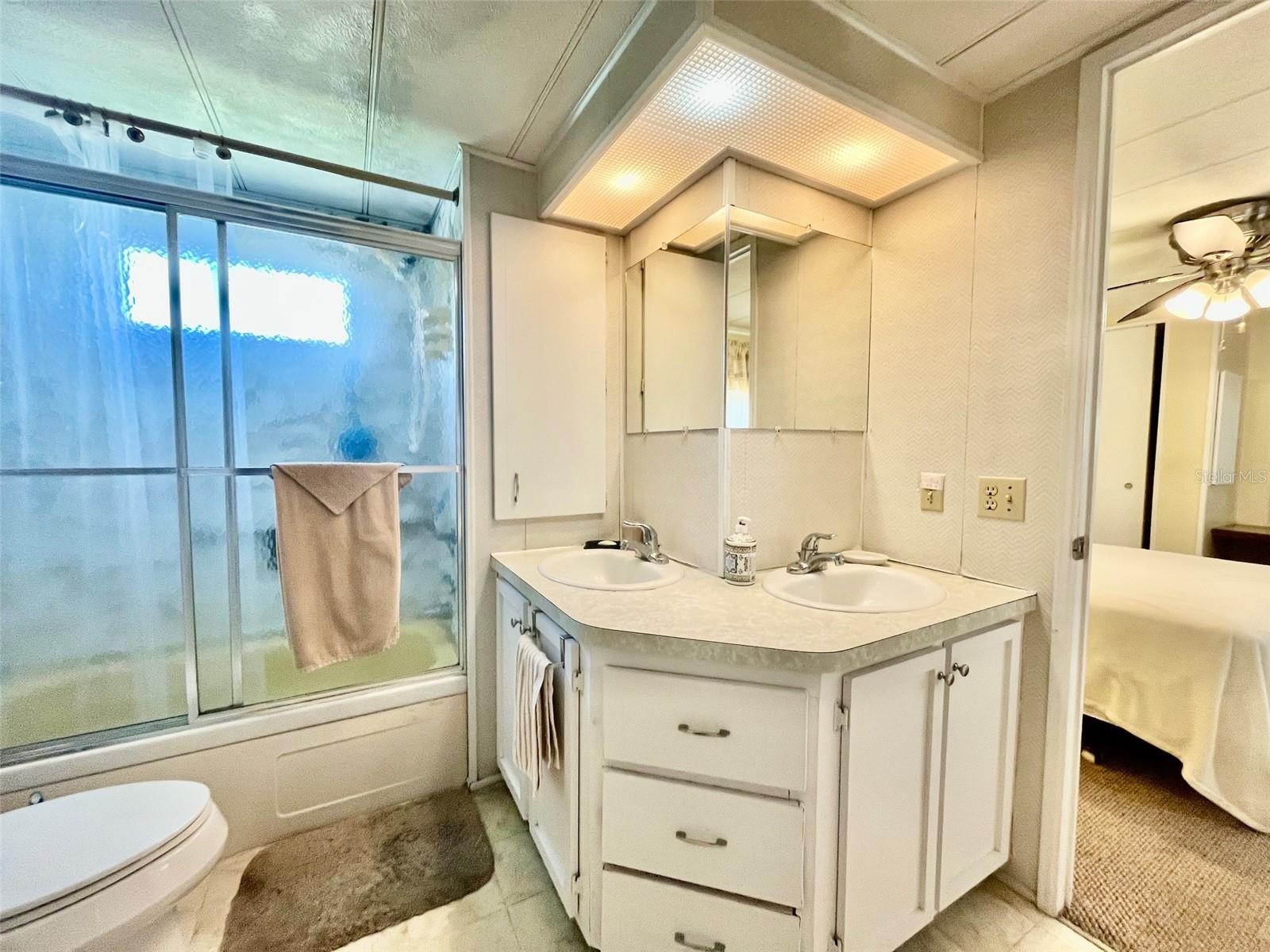 TARPON SHORES MOBILE HOME VILLAGE UNREC - Residential