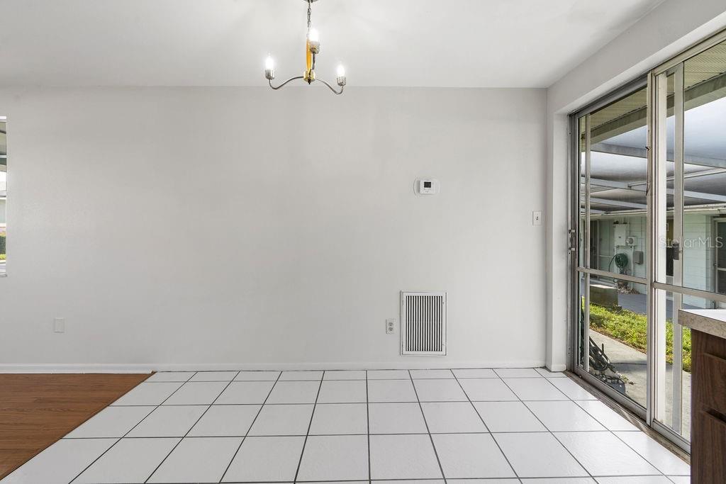 SEMINOLE HILL VILLAS - Residential