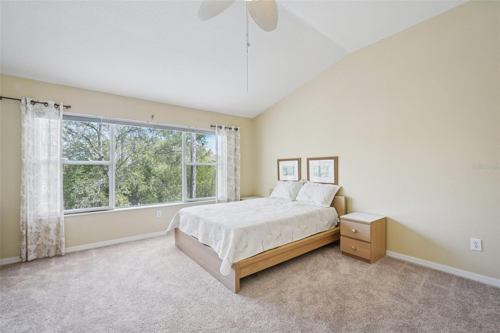 CHELSEA MANOR - Residential