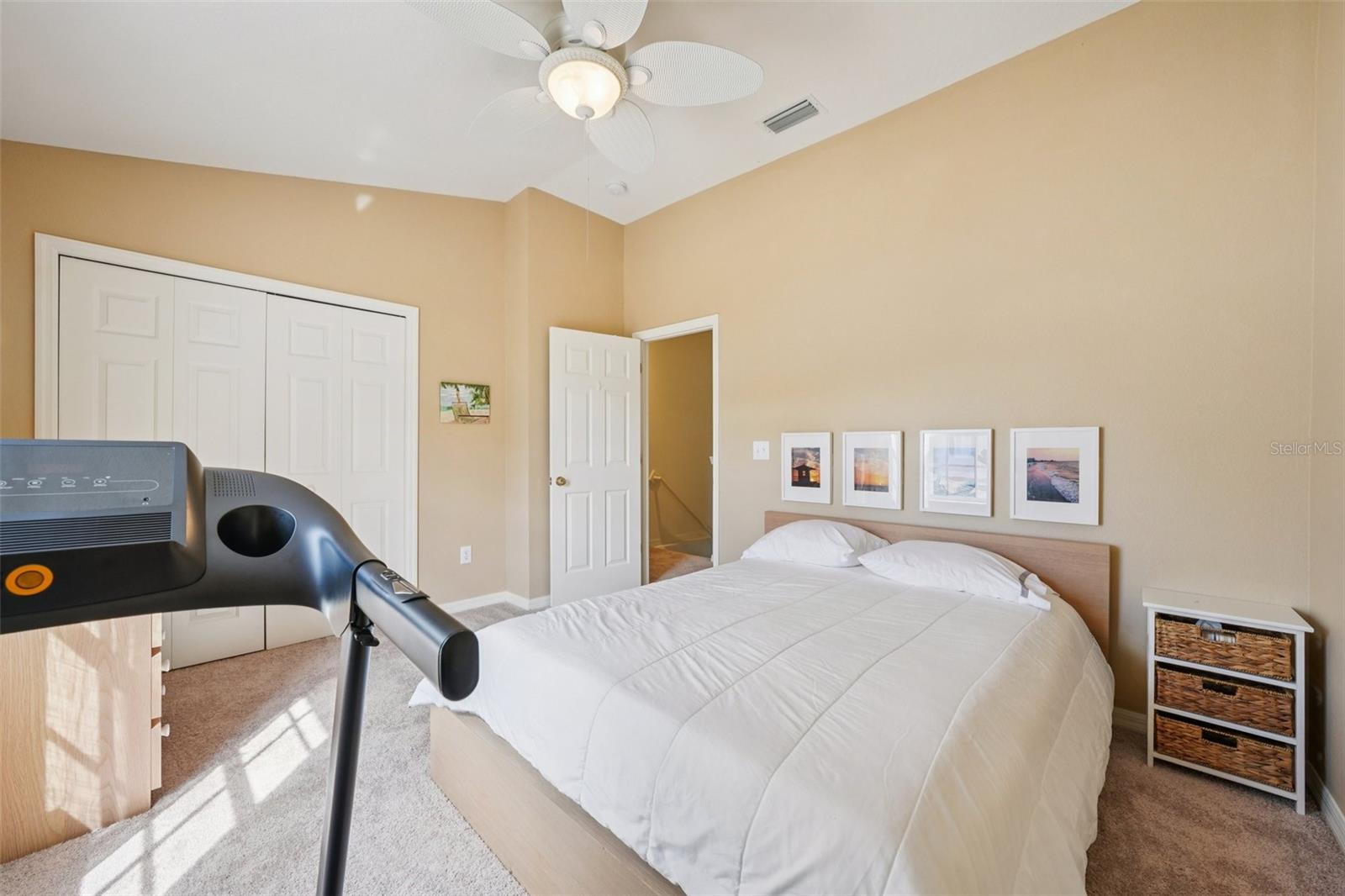 CHELSEA MANOR - Residential