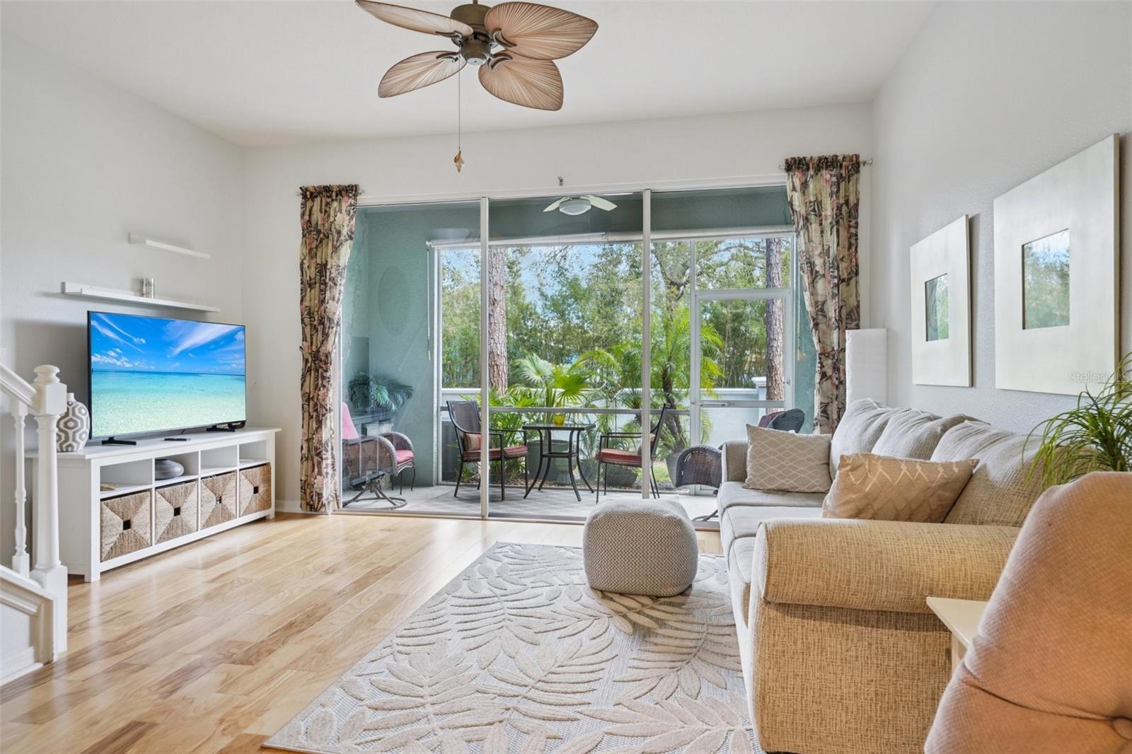 CHELSEA MANOR - Residential