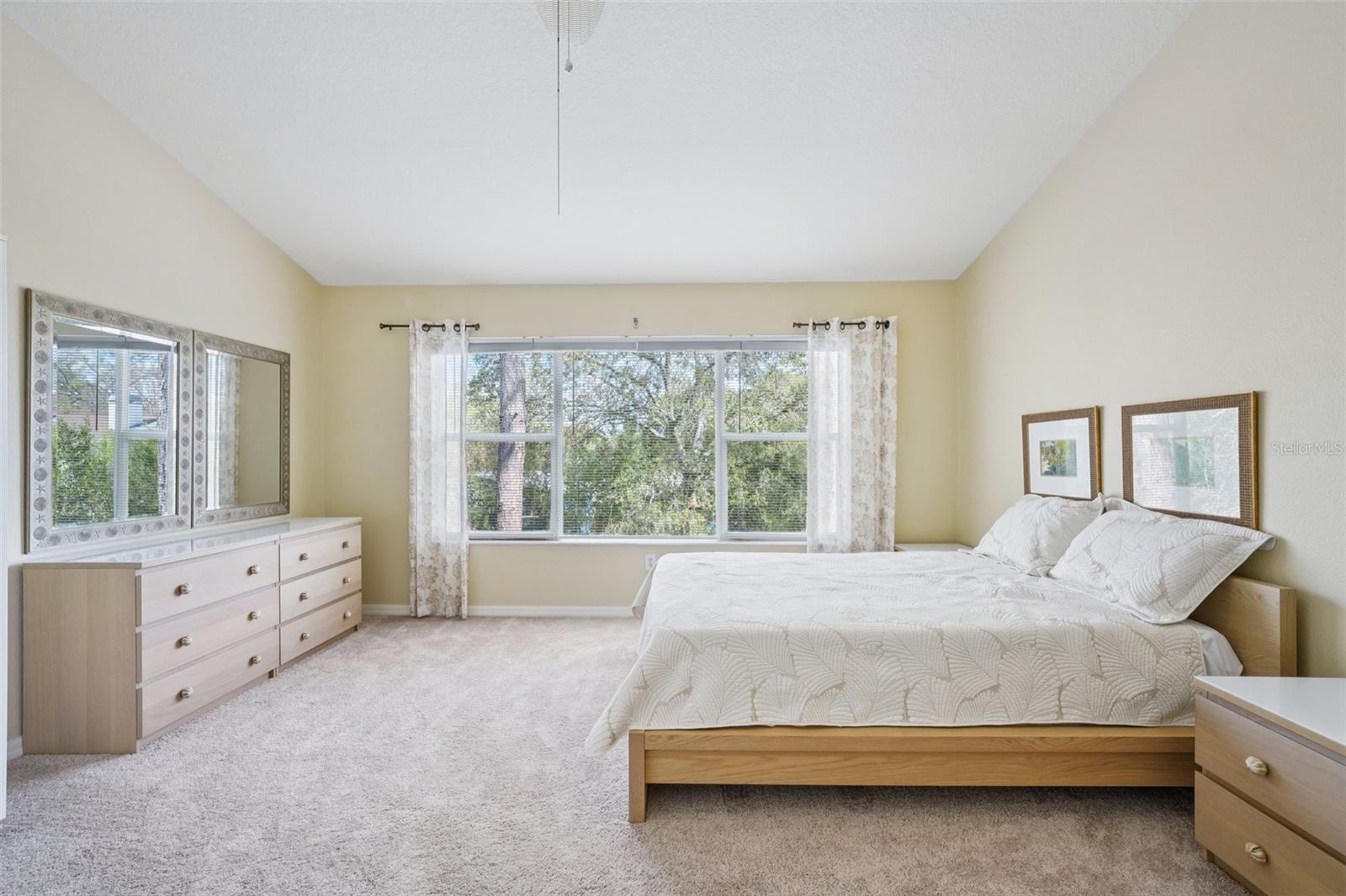 CHELSEA MANOR - Residential