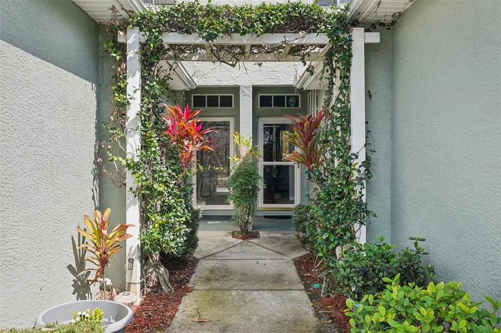 Photo of 2609 Chelsea Manor Boulevard, Brandon, FL 33510 (MLS # TB8483465)