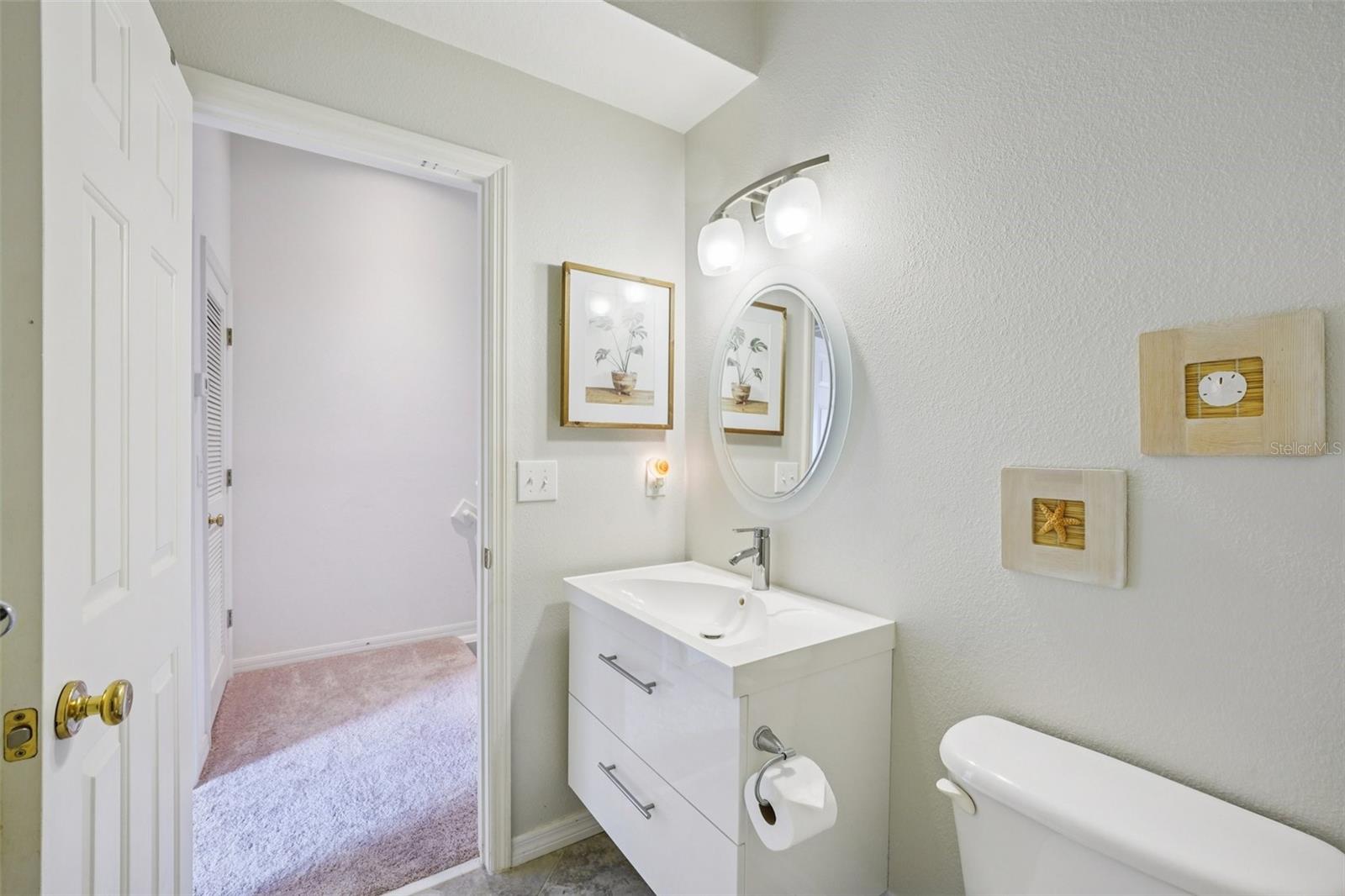 CHELSEA MANOR - Residential