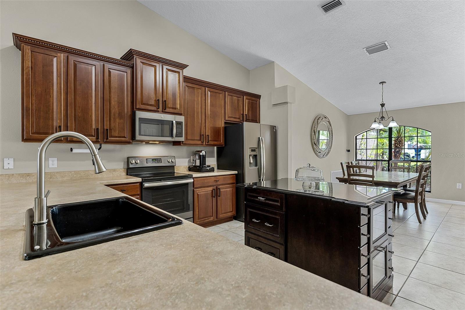 1007 GOLF VIEW ESTATES DRIVE