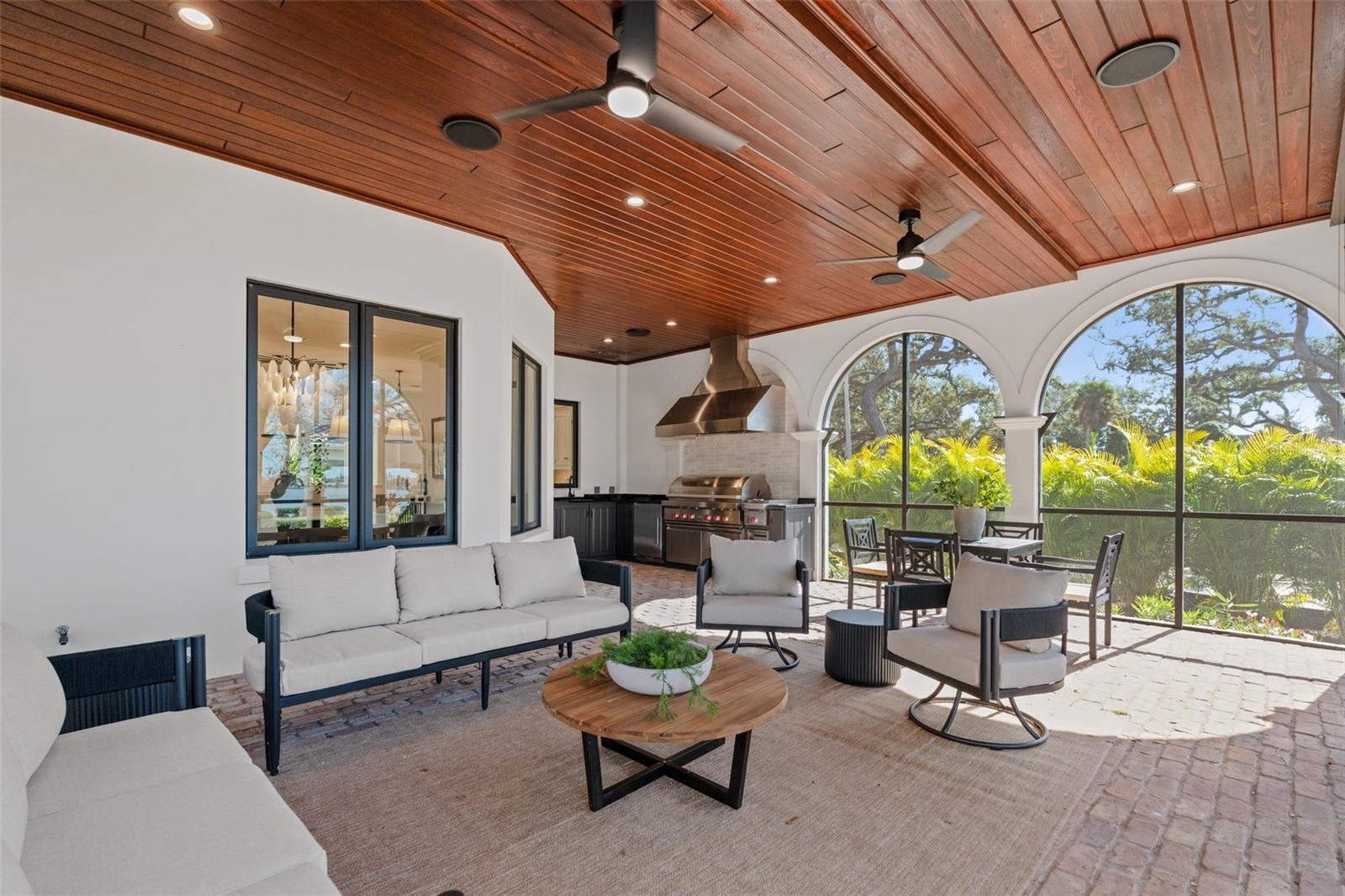 CHEROKEE PARK - Residential