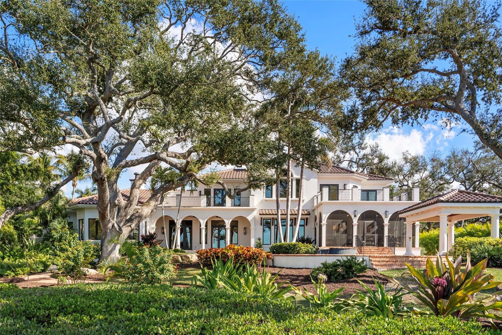 CHEROKEE PARK - Residential