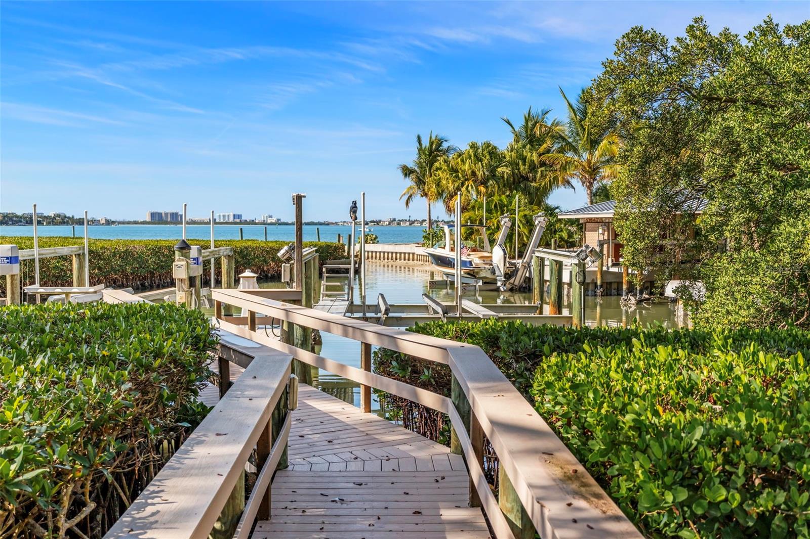 CHEROKEE PARK - Residential