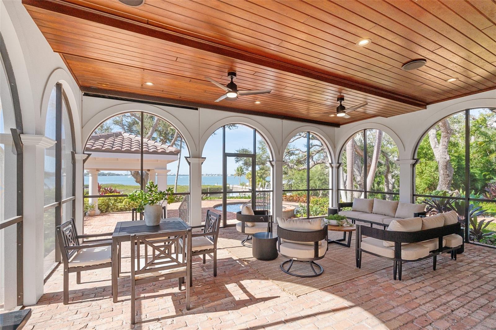 CHEROKEE PARK - Residential