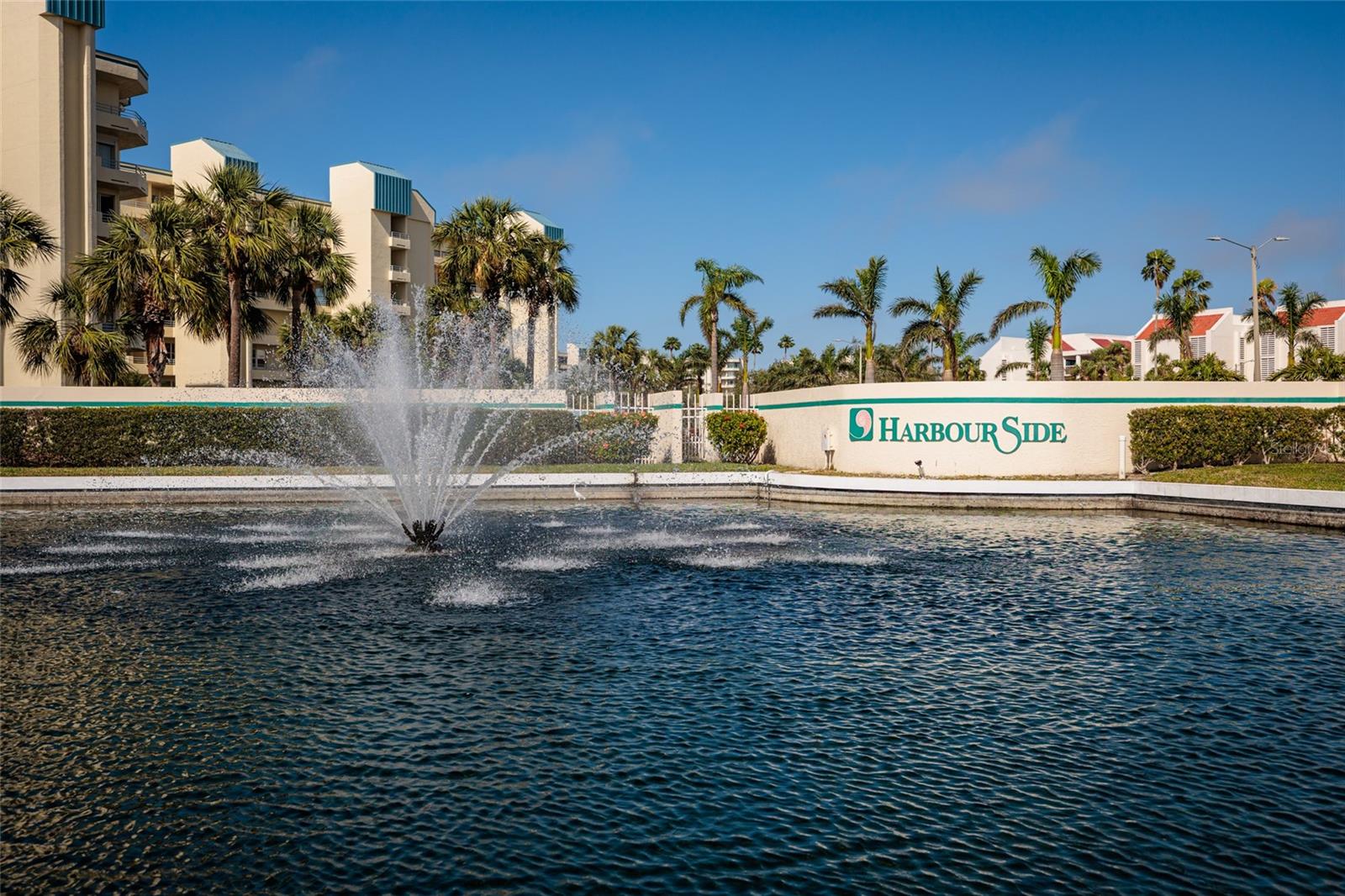 HARBOURSIDE CONDO - Residential Lease