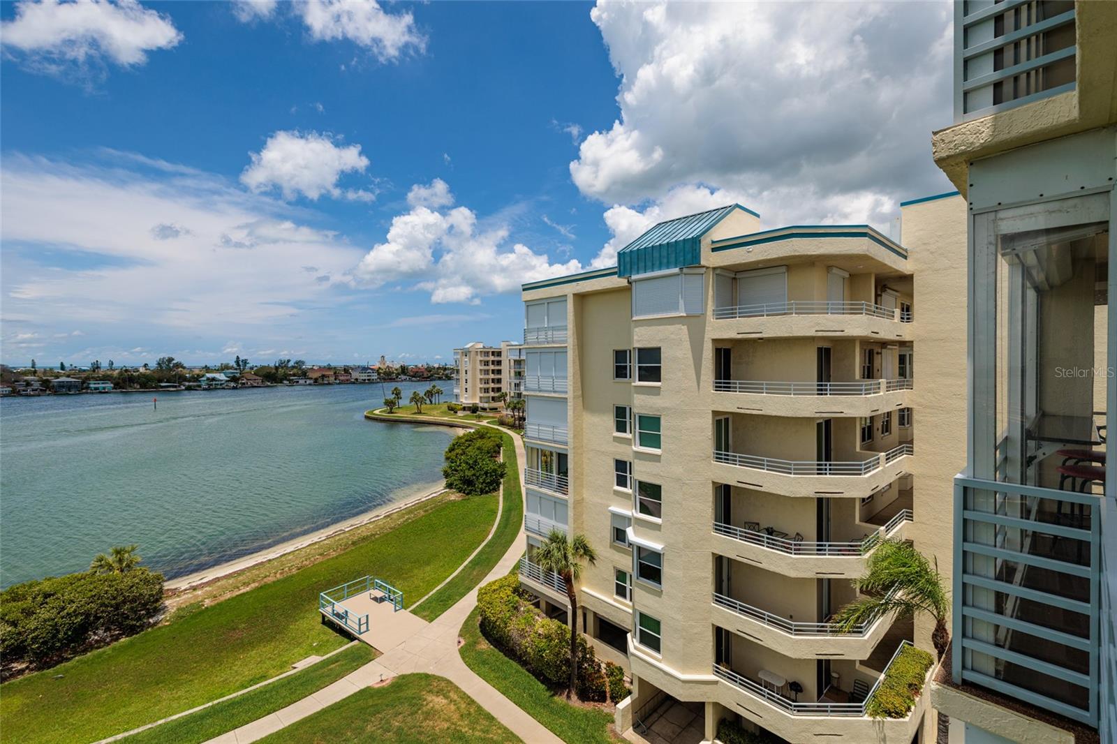 HARBOURSIDE CONDO - Residential Lease