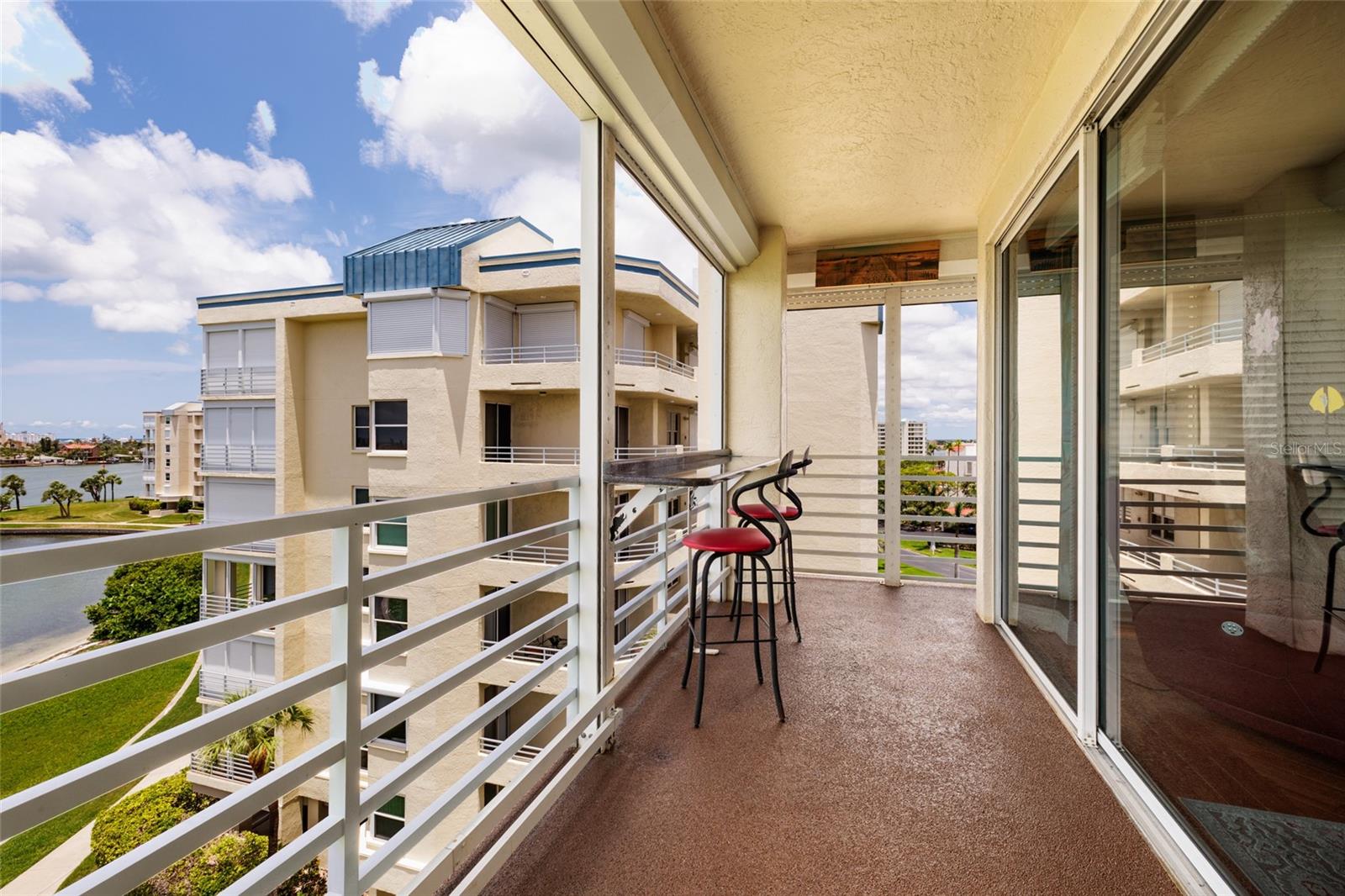 HARBOURSIDE CONDO - Residential Lease