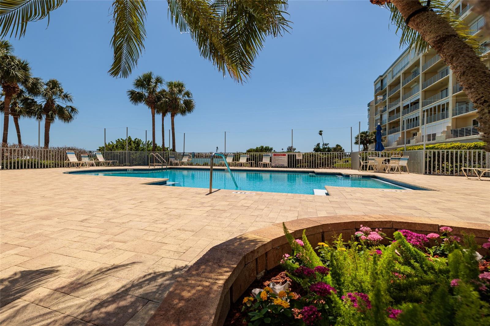 HARBOURSIDE CONDO - Residential Lease