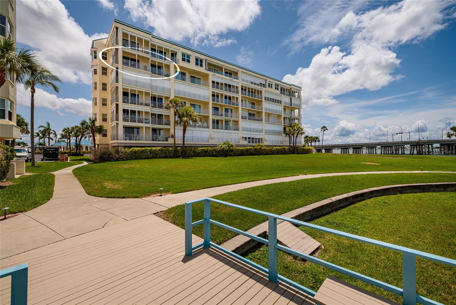 HARBOURSIDE CONDO - Residential Lease