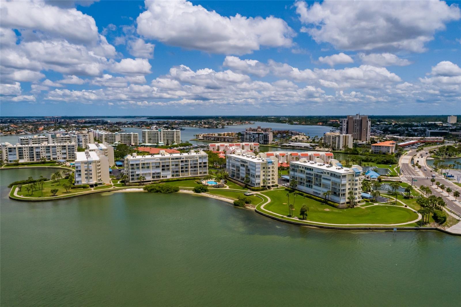 HARBOURSIDE CONDO - Residential Lease