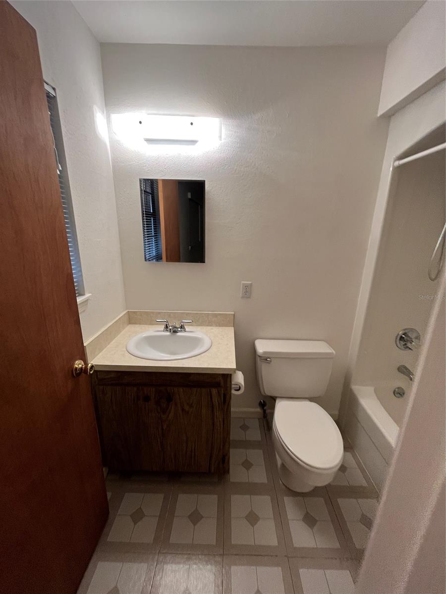 Fairgreen Unit 05 - Residential Lease