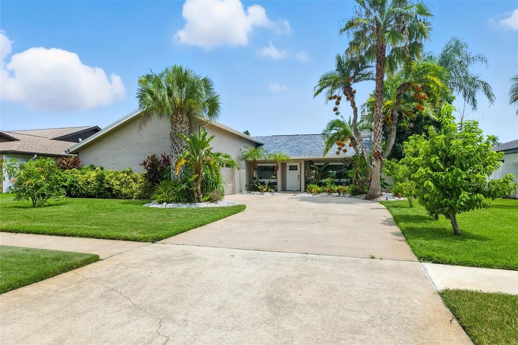 Photo of 6109 Schooner Way, Tampa, FL 33615 (MLS # TB8420254)
