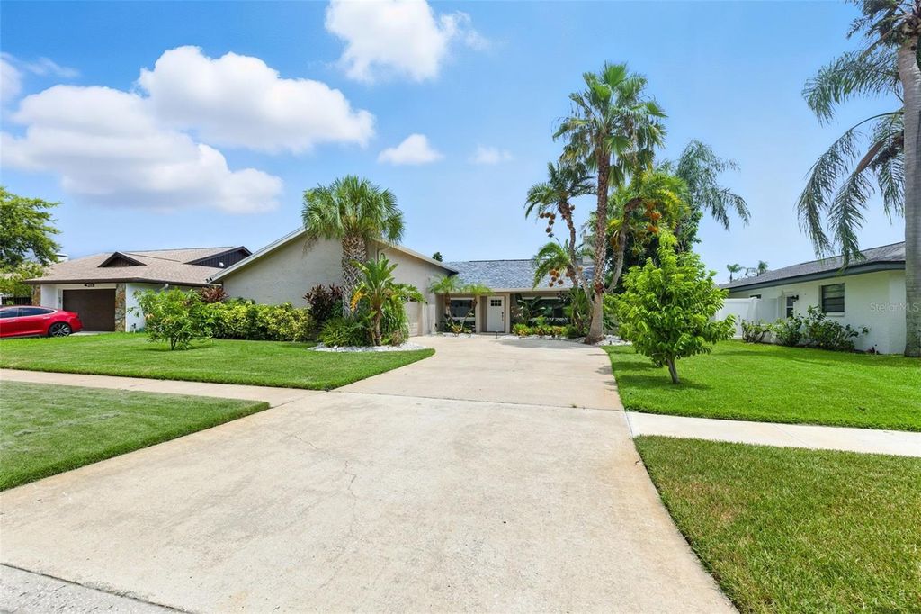 Photo of 6109 Schooner Way, Tampa, FL 33615 (MLS # TB8420254)