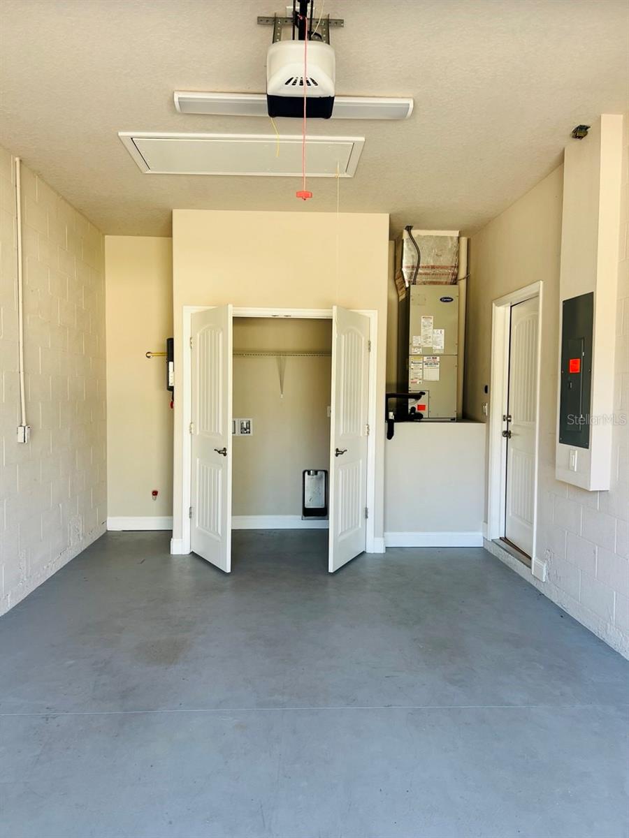 INDIAN TRAILS - Residential Lease