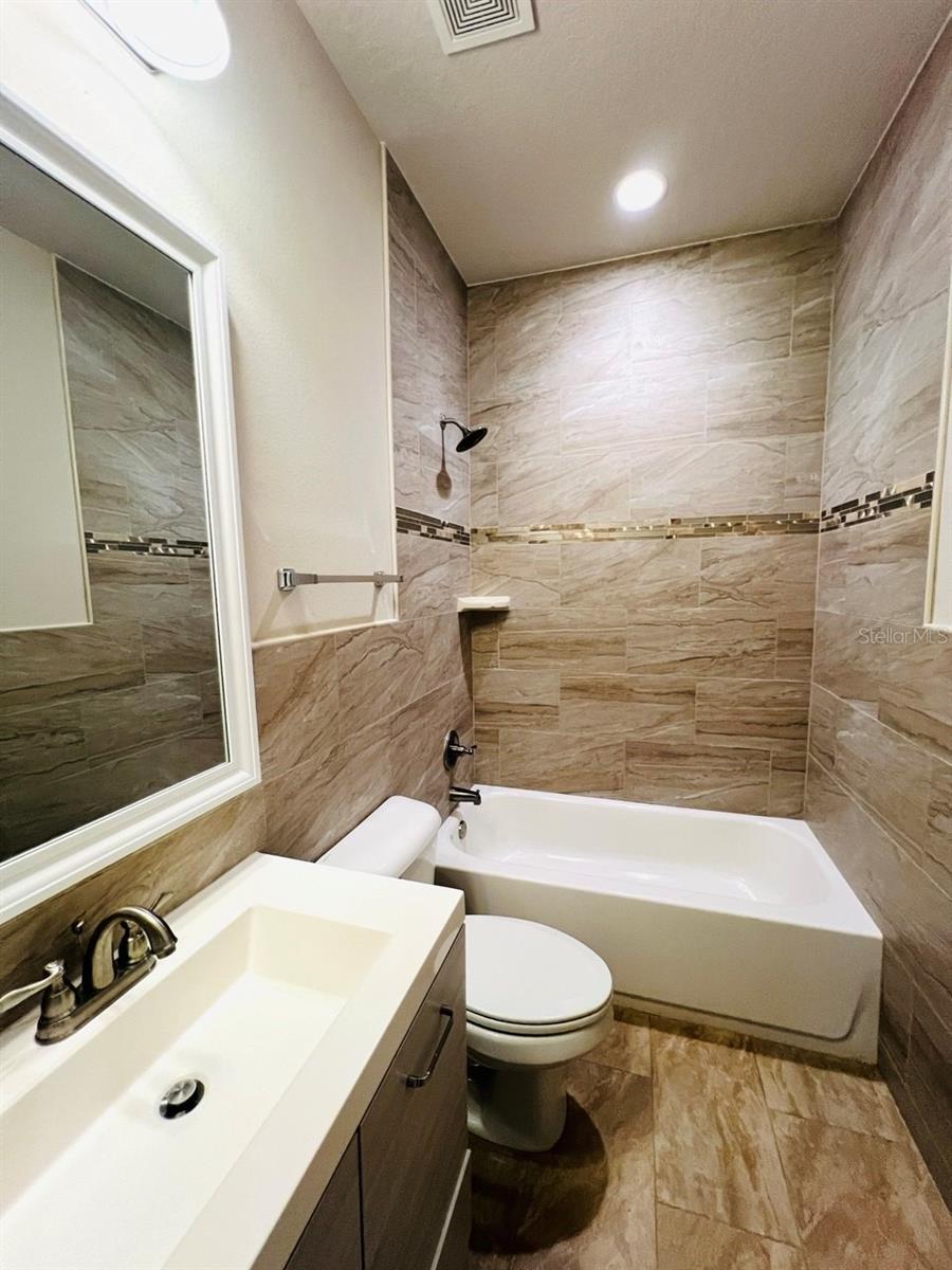 INDIAN TRAILS - Residential Lease