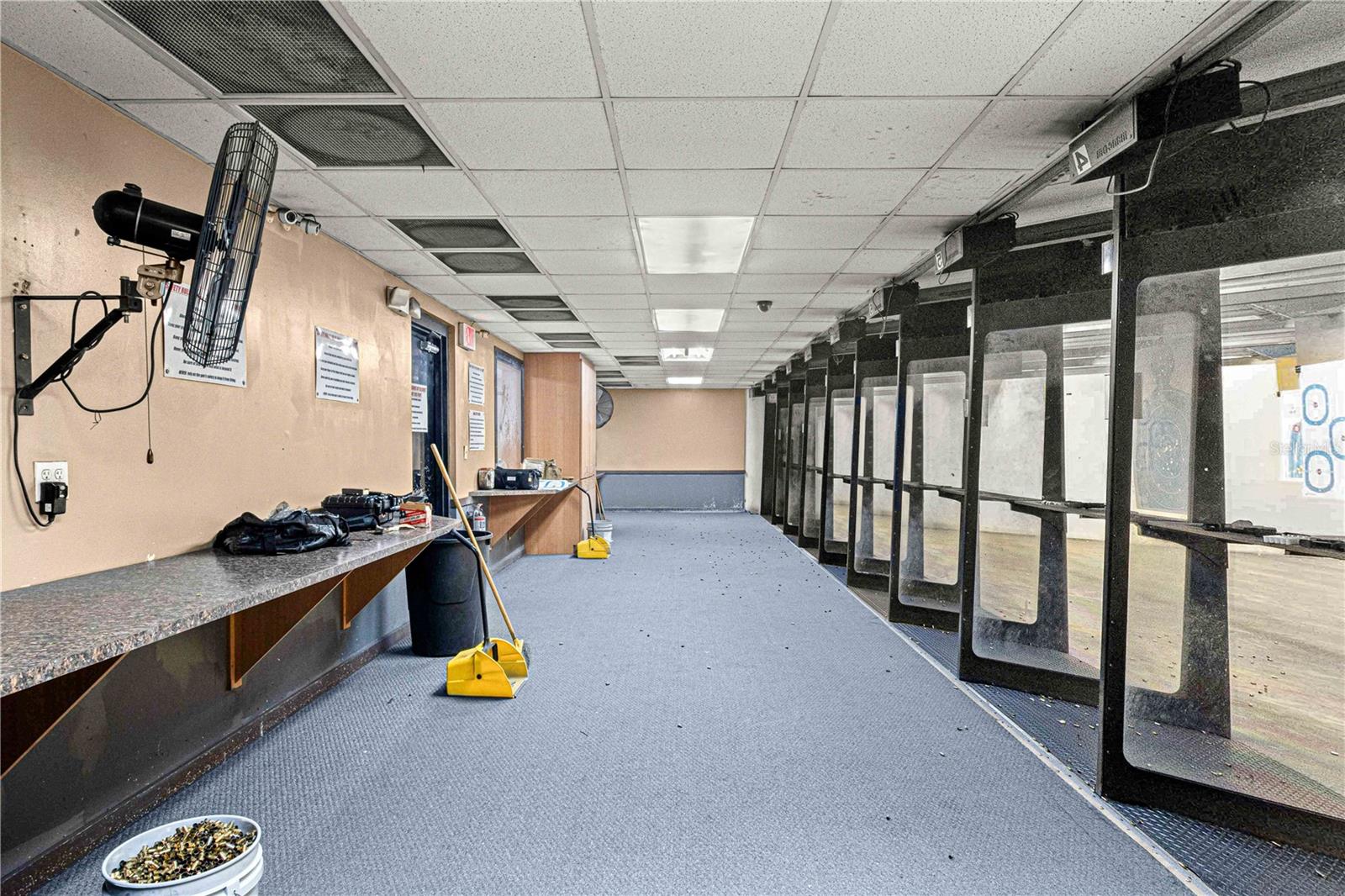 ANTHONY INDUST PARK - Business Opportunity