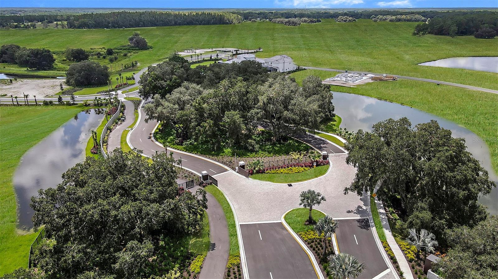 RIVER'S EDGE - Residential