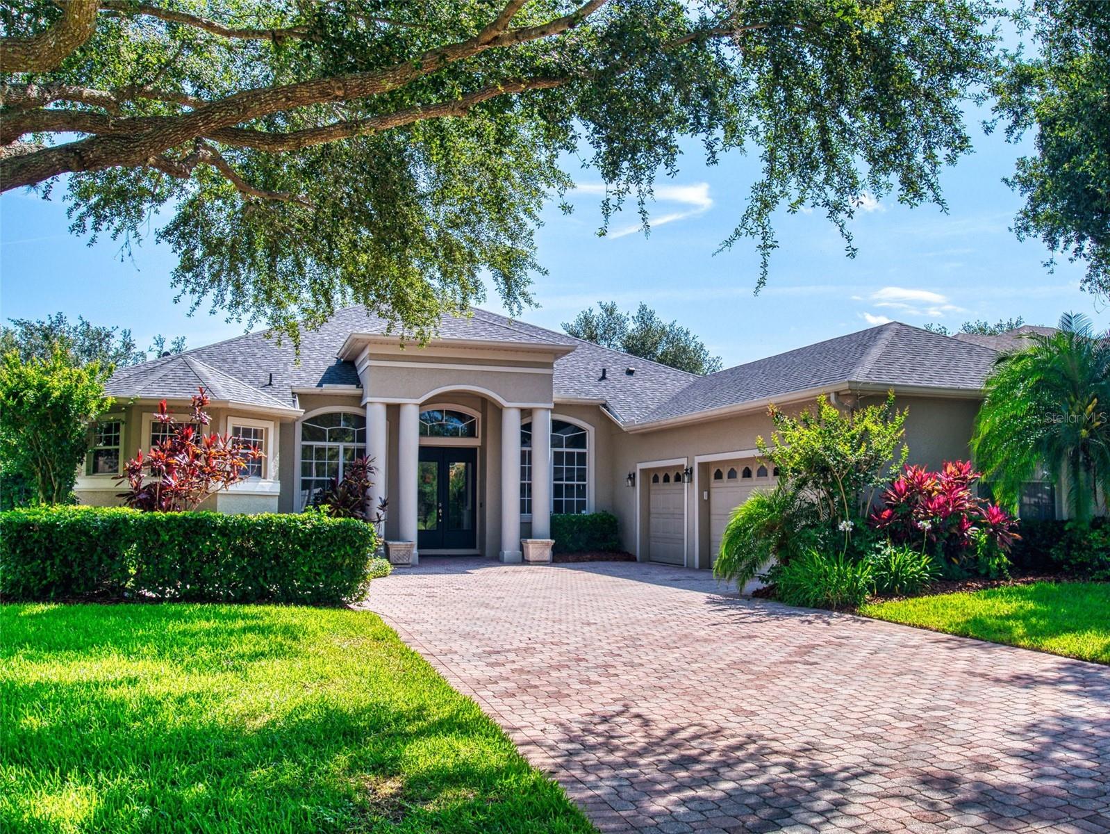 3216 ROLLING HILLS LANE