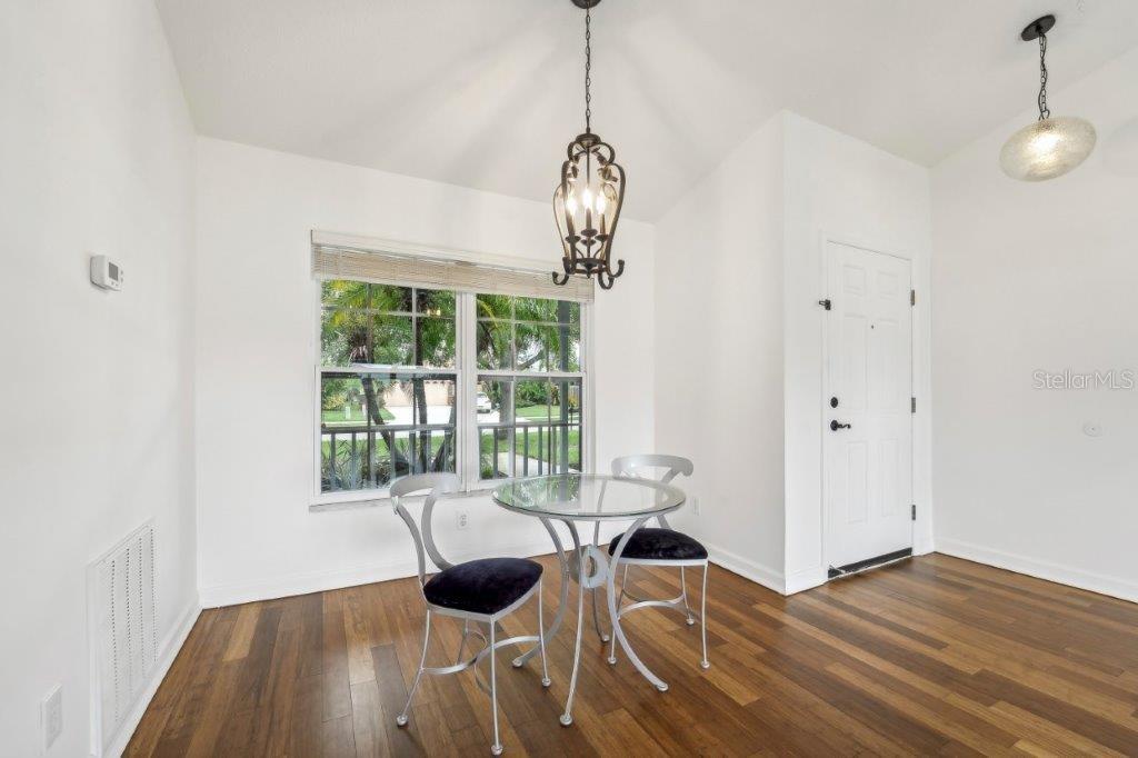 KINGSFIELD - Residential