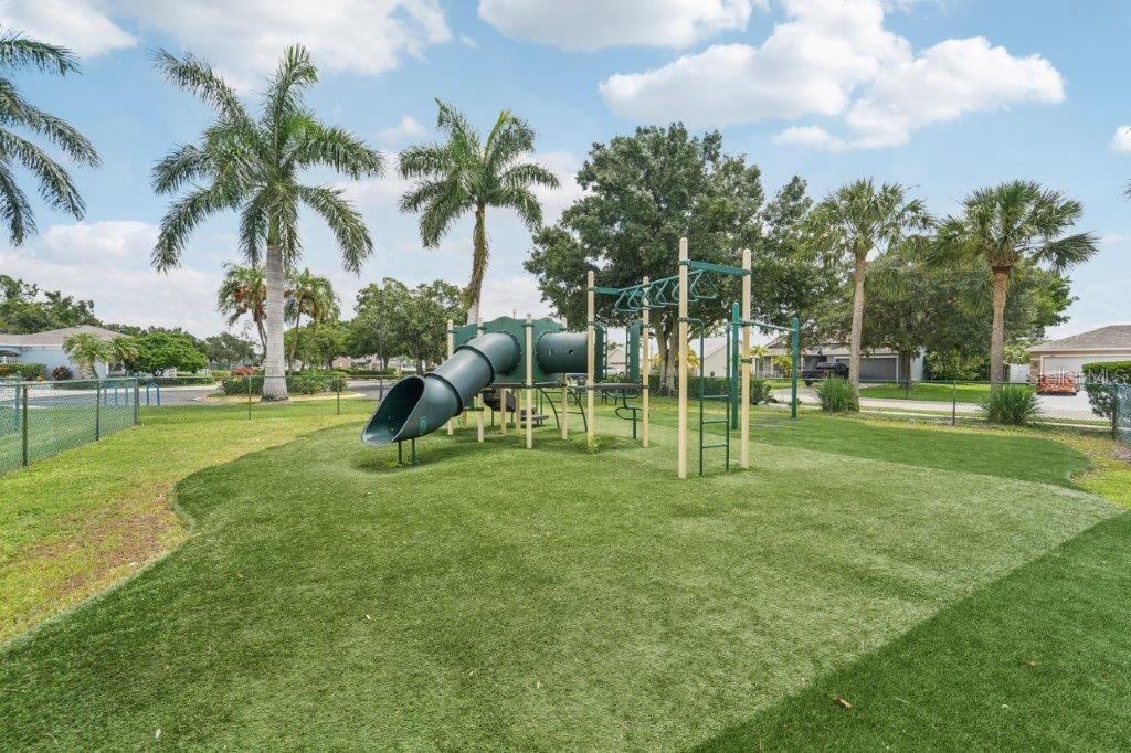 KINGSFIELD - Residential