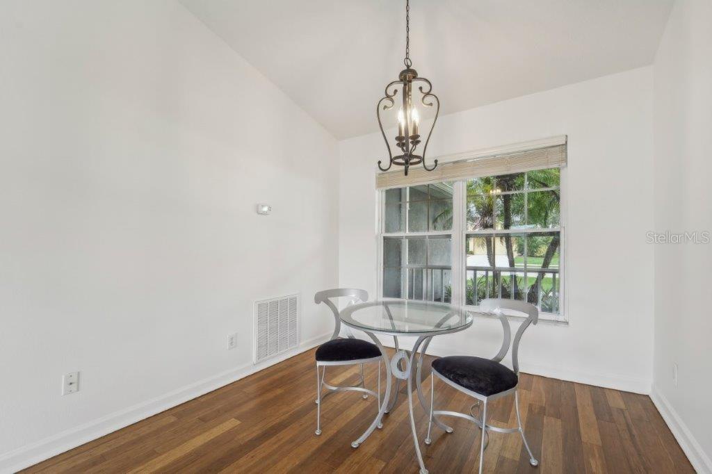 KINGSFIELD - Residential