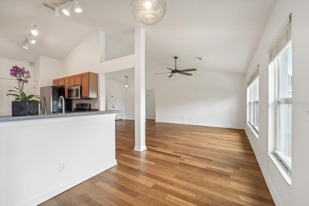 KINGSFIELD - Residential