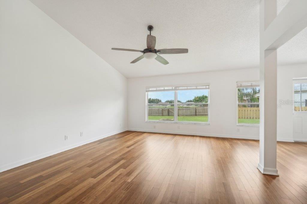 KINGSFIELD - Residential