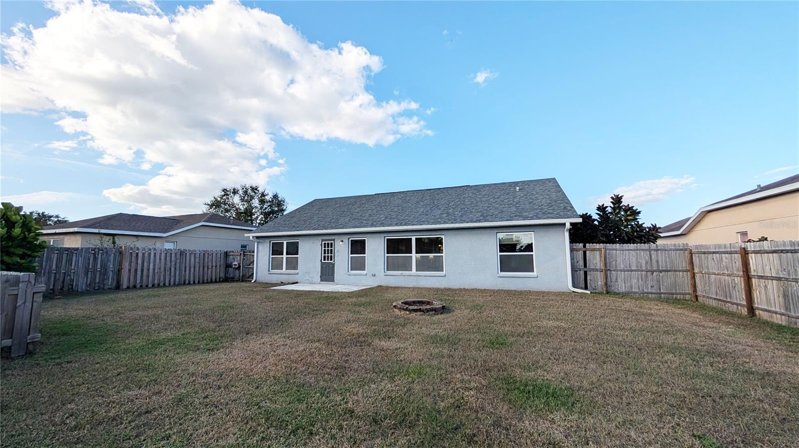 KINGSFIELD - Residential