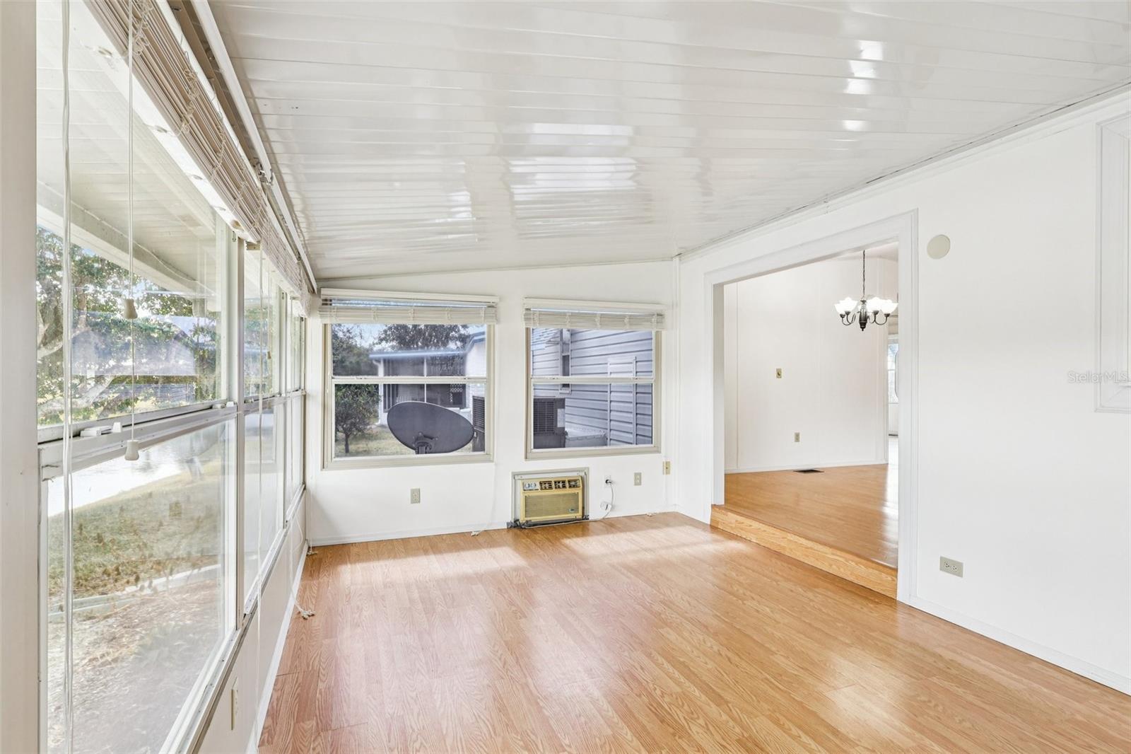 TAVARES IMPERIAL MOBILE TERRACE UNIT 04B - Residential