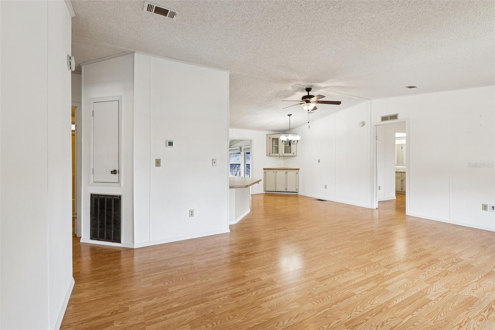 TAVARES IMPERIAL MOBILE TERRACE UNIT 04B - Residential