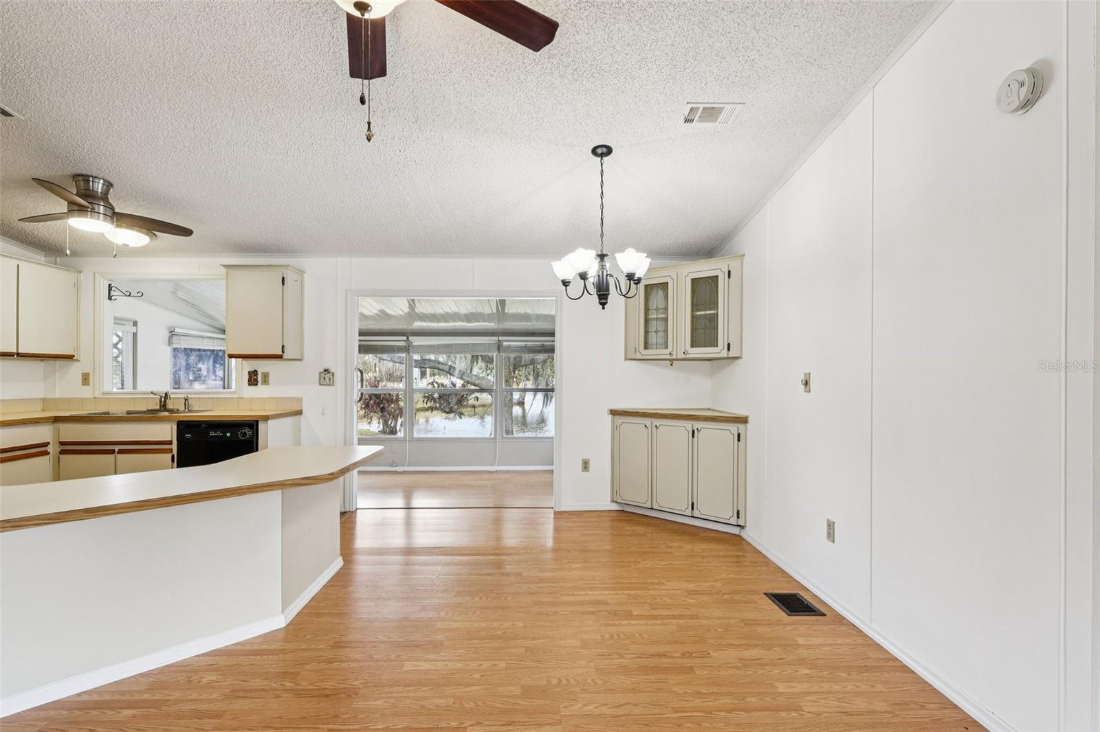 TAVARES IMPERIAL MOBILE TERRACE UNIT 04B - Residential