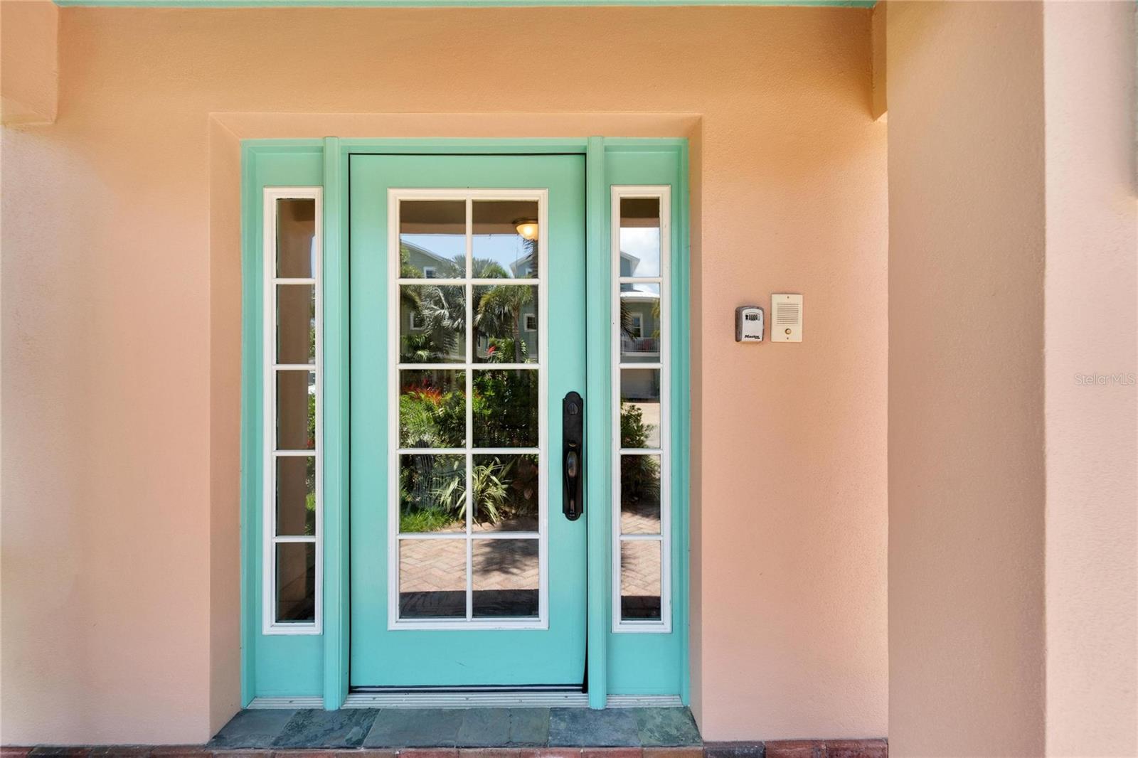 PALM PLACE - Residential