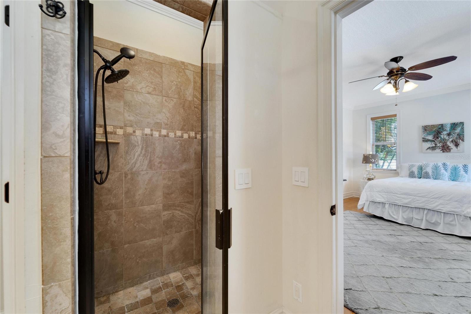 PALM PLACE - Residential