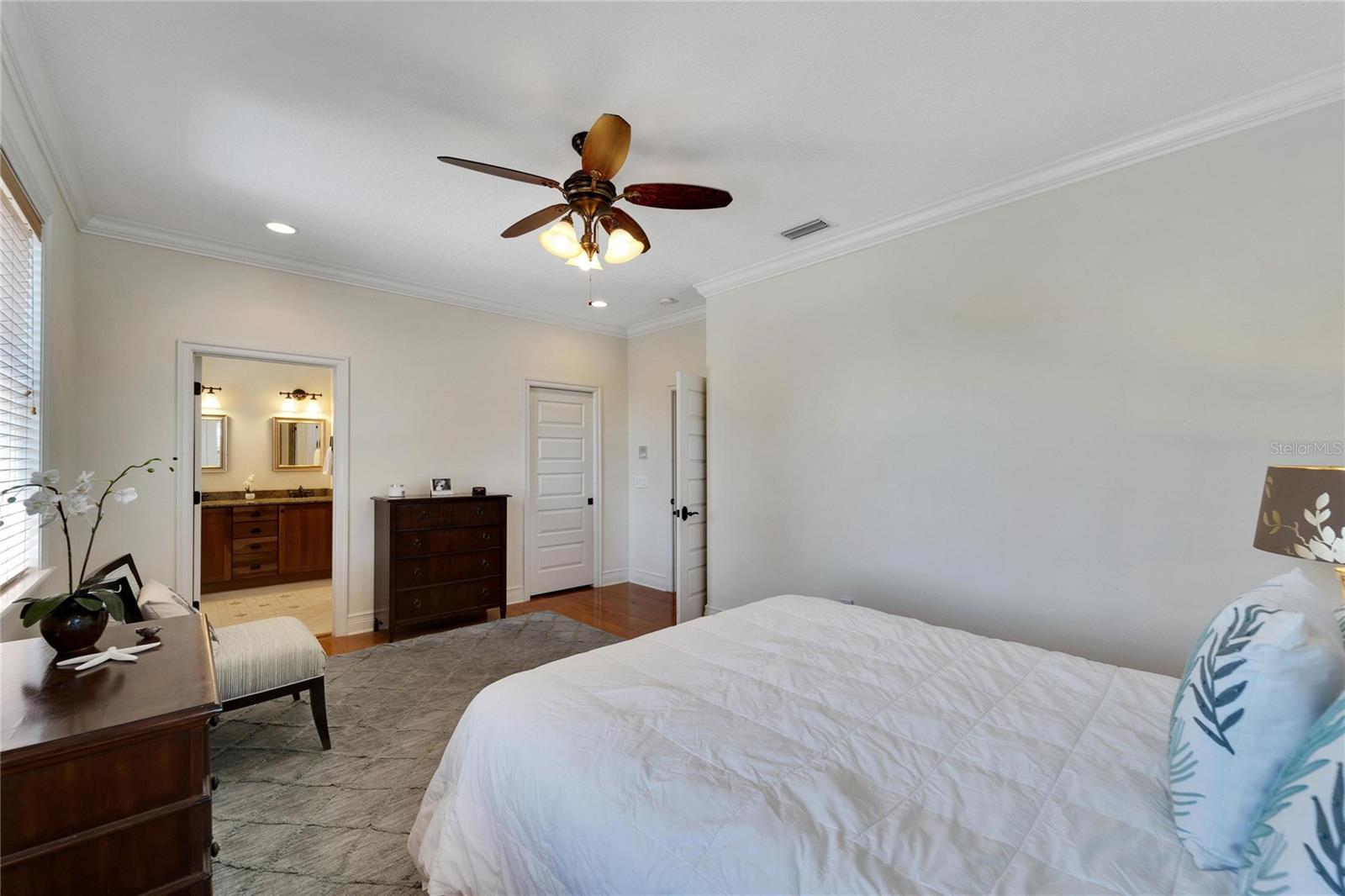 PALM PLACE - Residential