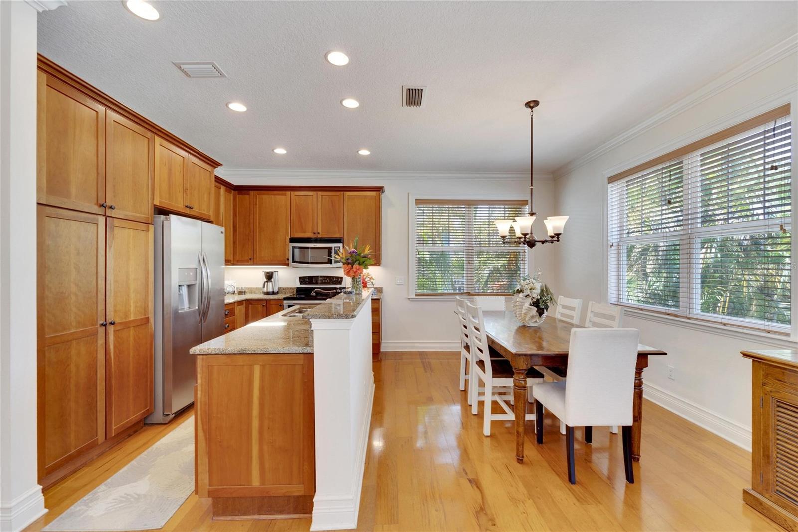 PALM PLACE - Residential