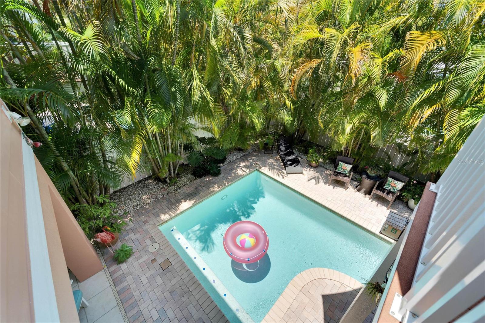 PALM PLACE - Residential