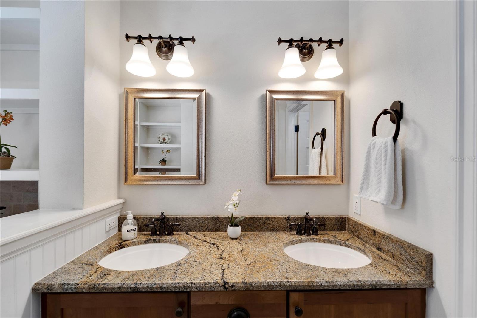 PALM PLACE - Residential